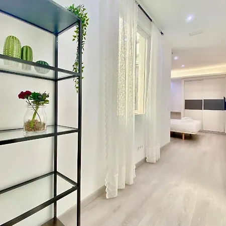 Charming Puerta Del Sol Center Appartement Madrid Buitenkant foto