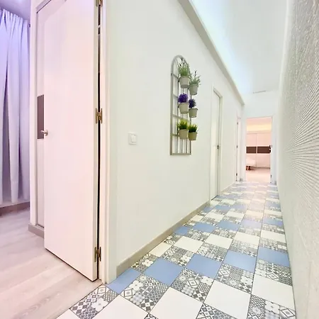 Charming Puerta Del Sol Center Appartement Madrid Buitenkant foto