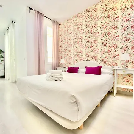 Charming Puerta Del Sol Center Appartement Madrid Buitenkant foto
